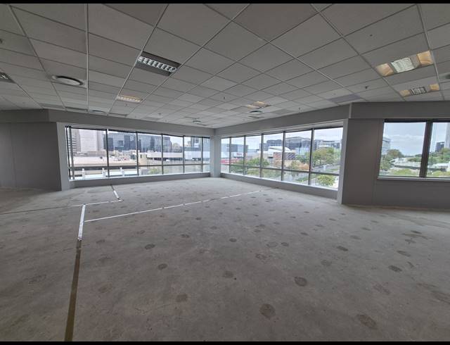 834M² OFFICE TO LET IN SANDTON CENTRAL